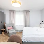 Monika By Upstairs Apartamento Cracovia
