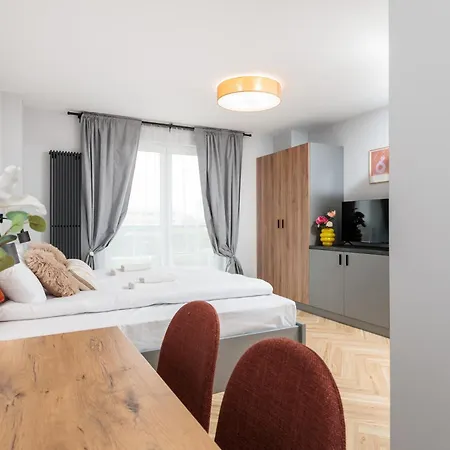 Apartment Modern Comfort - Langiewicza - By Upstairs *