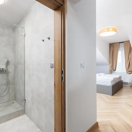 Modern Comfort - Langiewicza - By Upstairs Apartment Krakow