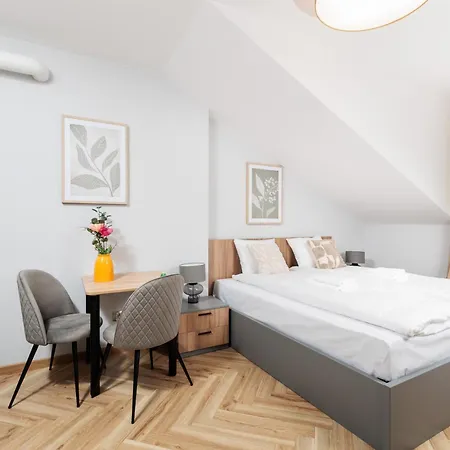 Apartment Modern Comfort - Langiewicza - By Upstairs Krakow