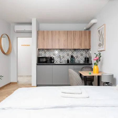 Modern Comfort - Langiewicza - By Upstairs * Krakow