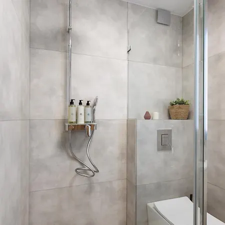 Modern Comfort - Langiewicza - By Upstairs * Krakow