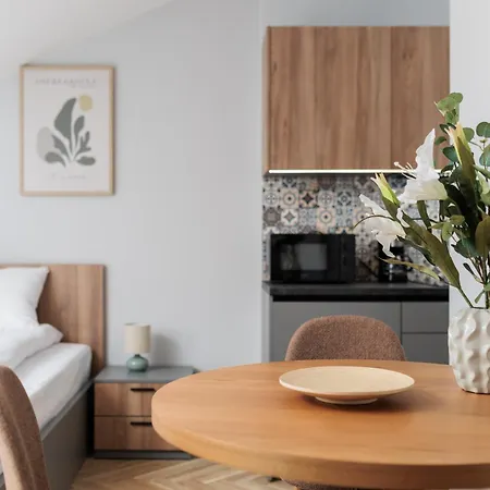Apartment Modern Comfort - Langiewicza - By Upstairs Krakow