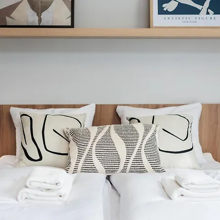 Apartment Modern Comfort - Langiewicza - By Upstairs