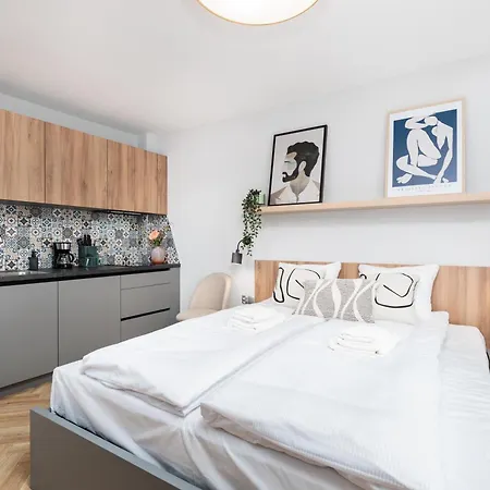 Apartment Modern Comfort - Langiewicza - By Upstairs *