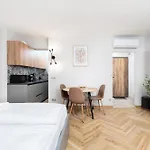 Lägenhet Monika By Upstairs *