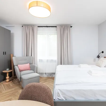 Monika By Upstairs Apartamento Cracóvia